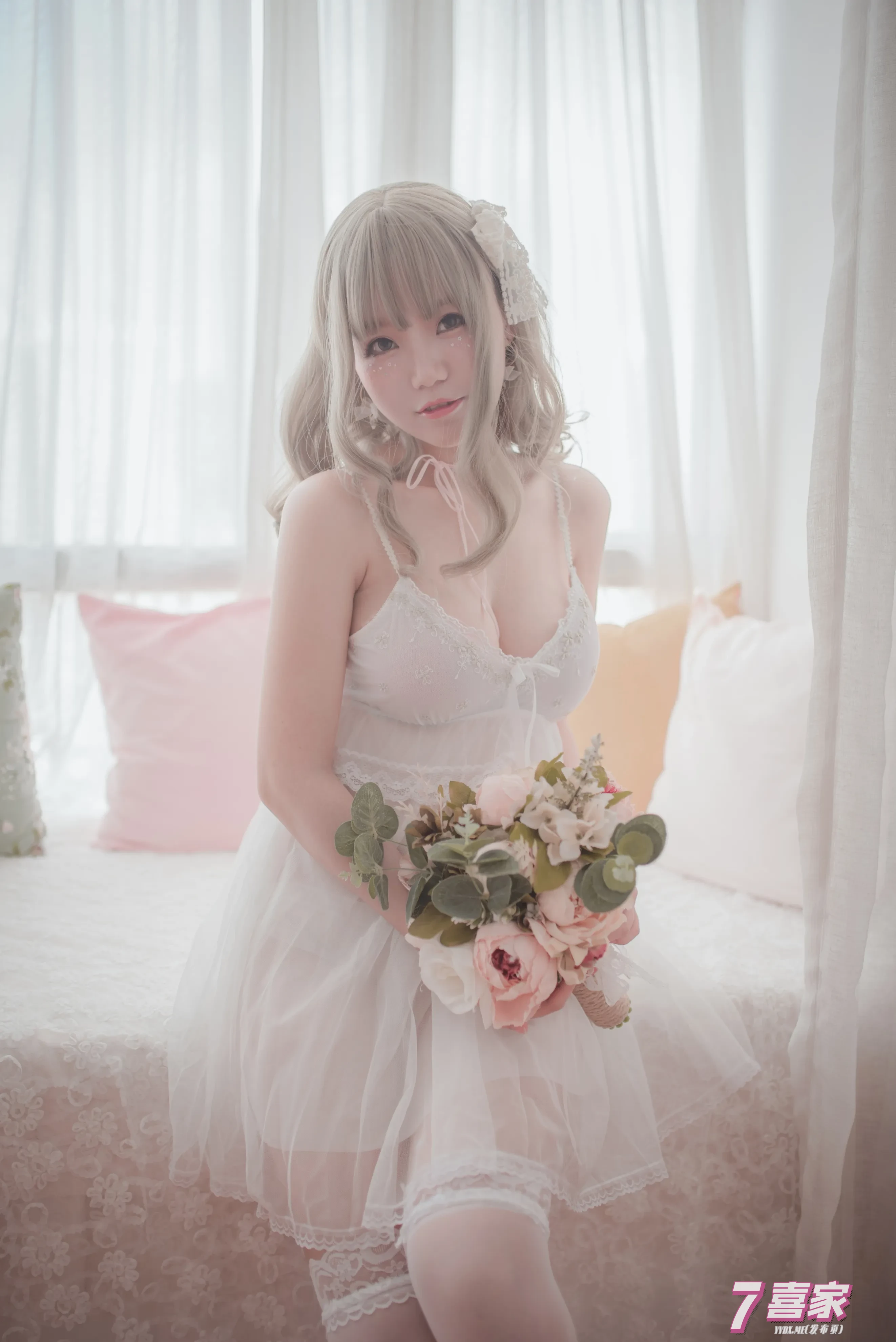 白色丝质连衣裙（CN：Yoko宅夏）少女私房写真